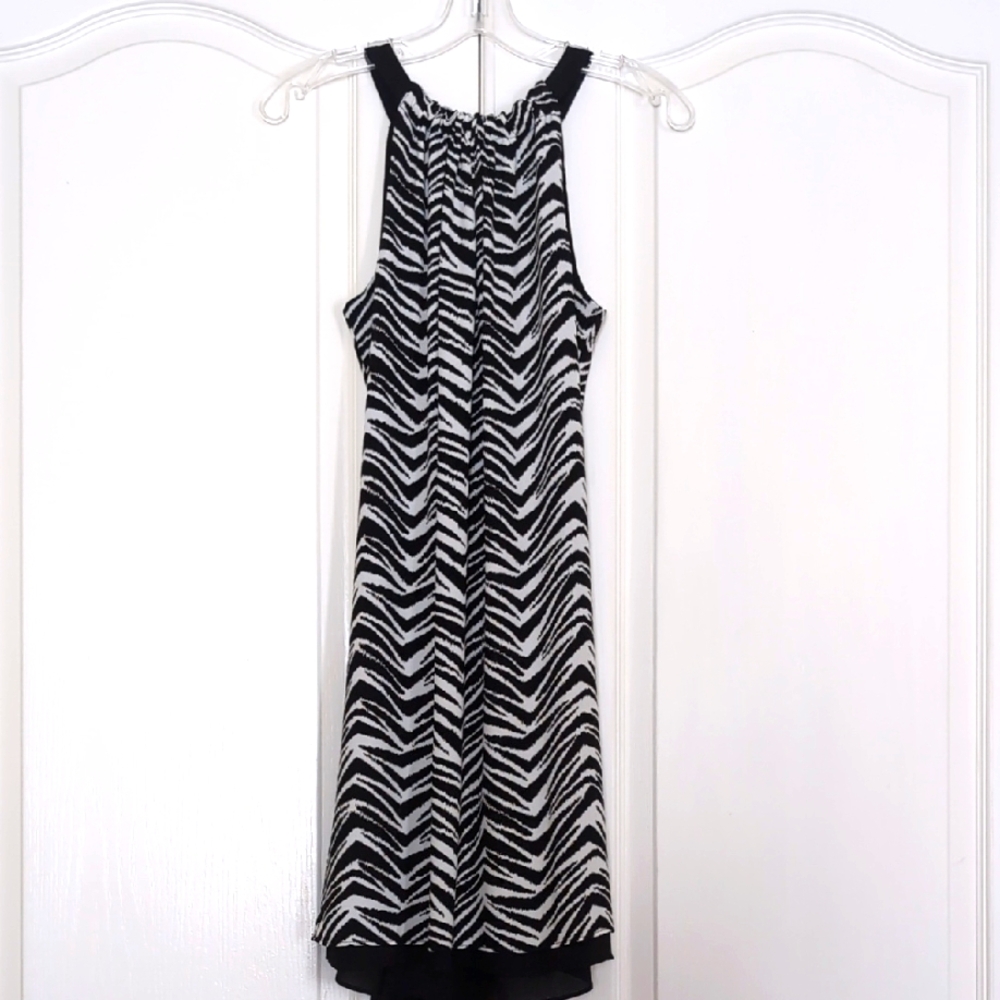 White House White Market Reversible  Zebra Print And Solid Black Dress KneeLengh